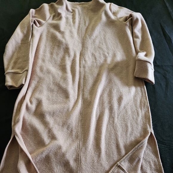 Sweater - Picture 4 of 7